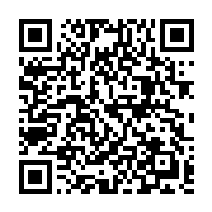 到时候就会添油加醋的将这件荒谬无比的事情给宣传出去二维码生成