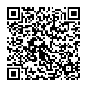 到有一小部分是石头在受到启发之后动用自己驾驶的军舰上的武器自行炸开的二维码生成