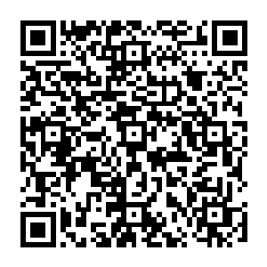 剧组就会开始主动低头恳求媒体的合作了――他们需要媒体的配合来实现利益最大化二维码生成