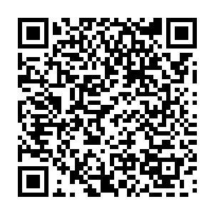 办公室里其余几位警察闻言总算也想起了眼前这位俏脸寒霜的女人是谁了二维码生成