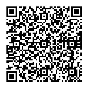 南宫凤鸾不清楚到底发生了什么 但是 她在从医院离开的时候 看到了一个身着黑袍的女人二维码生成