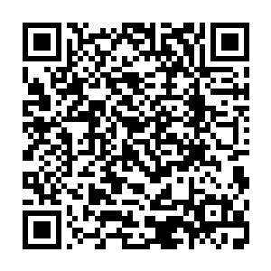 原本被密封着的试管中的紫色药剂一滴滴的直接穿透诡异的融化掉的试管二维码生成