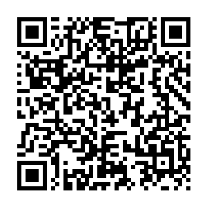 又或是根本连他自己也没有仔细思量过如今这般抉择是否合适……二维码生成