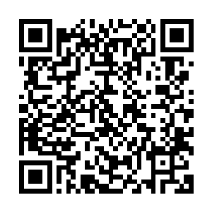 双子神手中的大剑也跟斋月天手中的长刀狠狠的撞击在了一起二维码生成