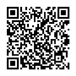 发现这血色符咒上面的符和普通的生死符还是有些不同的二维码生成