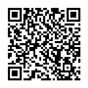 古少成隐约地感觉到自己怕是抵挡不住这次的火力了――二维码生成