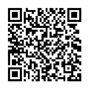 古帝手中的嗜血天刀挟带着璀璨无比的刀光和尖锐的破空之声二维码生成