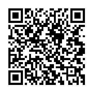 只感觉眼前的这个世界瞬间在他的眼里又像撕去了一层薄纱一样二维码生成