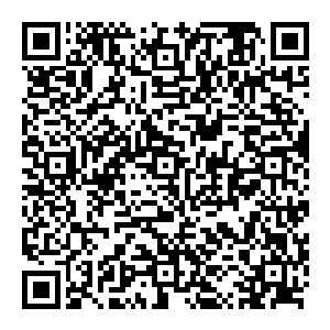 只是　在爱德华朗多飞出去的一瞬间　他看着脑海里对赵纯良身体位置的最后记忆　将手中的西洋剑　朝着某处一划二维码生成