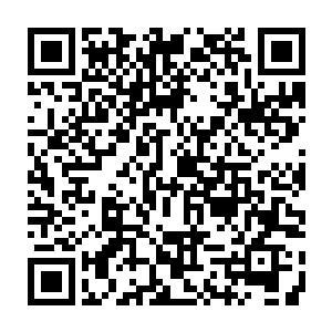 只是他的身旁的北辰皇却是敏锐地感受到了护国公端着酒杯的手微微一颤二维码生成
