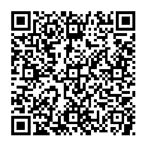 可是上周一位负责学校广播电台黄金档节目的大四学姐因为找到实习单位立马要走二维码生成