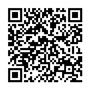 可是他却在这里硬生生的等了半个多小时一句怨言都没有二维码生成