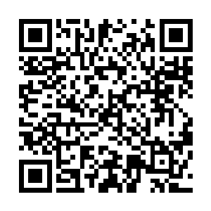 台下便有数名掌握实权的大臣开口表示同意发福老者的观点二维码生成