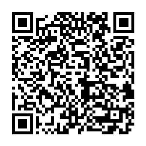 台子上所有的心神都放在表演上的云若烟完全没有在意下面的人会如何的想二维码生成