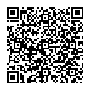 同一时间 原本正僵持不下的判官笔的吸力再次增大 此消彼长之下 却是瞬间将二维码生成