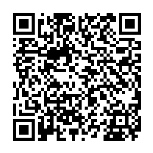 同时也是一名实力相当强悍的狙击手……刚才秦方爬到树上侦查敌情的时候二维码生成