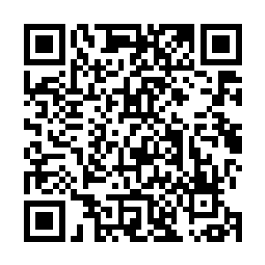 吕钱塘赤霞剑与青羊宫精心炼制的一柄青罡剑碰撞在一起二维码生成