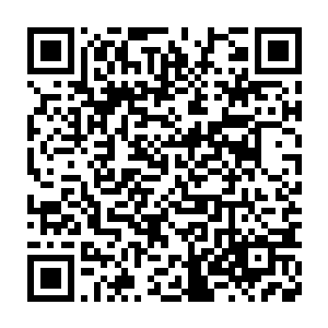吞天魔尊显然没什么心思跟北斗剑尊讨论这令牌到底叫什么名字的问题二维码生成