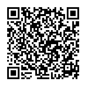 否则没办法解释他是怎么知道这件事是荣爷在背后指使的……更何况二维码生成