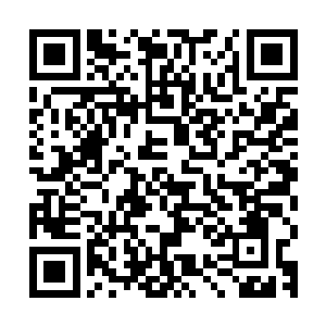 周恒先生希望由我来代表他处理归还您一百万美金保释金的事项二维码生成