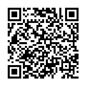 和暖的阳光也会同样照在他们那低矮破旧的房屋的窗子上二维码生成