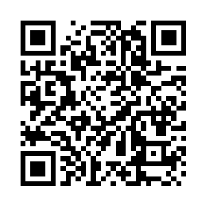 咕咕嘟嘟一口气把满满一玻璃杯酒喝了下去二维码生成