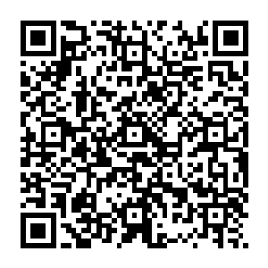 因为一般的gps都是利用接受装置接收到4个以上卫星信号来定出使用者所在之位置及高度二维码生成