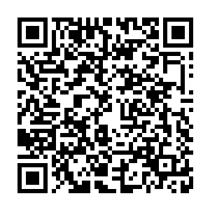 因为他之前通过和唐慕馨进行各种擦边球一样的对话后大约计算出了一个事实二维码生成