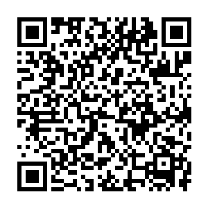 因为他们实在是想不到这样的一位大人物有什么事情是需要他们帮忙的二维码生成