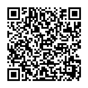 因为他发现作为公房的小木屋其实修建得比大多数人家里的小木屋还要好一些二维码生成