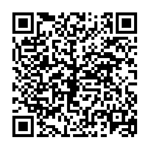 因为他听到许紫烟在那里向着传讯玉简另一边的许撼天在做着解释和说服二维码生成