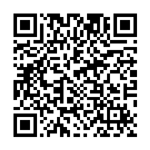 因为他将智为微博和智为视频搬到燕京的事儿已经传开了二维码生成