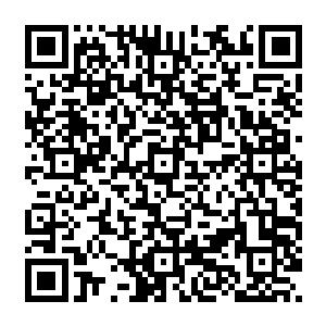 因为我们星空科技已经研发出了真正能够实现地面行驶以及超低空飞行的两用汽车发动机二维码生成