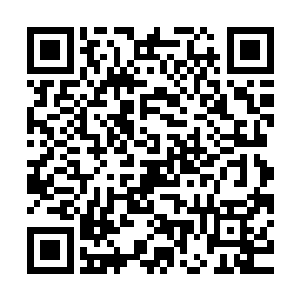 因为要开这扇门估计都不用什么钥匙――往上面踹上一脚就好了二维码生成
