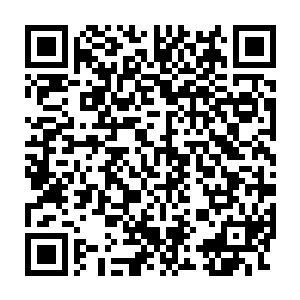 因此晚上回去后他就关在书房里执笔模仿齐浩然的笔迹语气写了一封信二维码生成