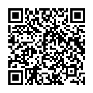 在察觉到自己有不受控制的痕迹后便准备撕破脸来硬的了二维码生成