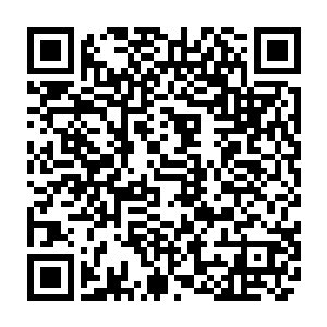 在担任丰州地区行署秘书长之前他是黎阳地区行署的副秘书长兼行署办主任二维码生成