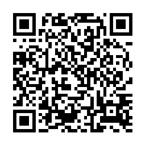 在样本客户家庭电视机上付费加装类似机顶盒的收视测量仪二维码生成
