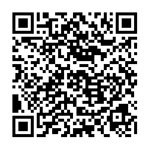墨修尧只是带着淡淡的笑容看着身边的王妃丝毫没有察觉到凌云公主幽怨的目光二维码生成