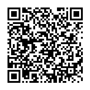 墨夙云对这个总是有一种十分可怕的眼神盯着自己的皇叔很是畏惧二维码生成