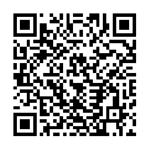 处理了这件事情便又带着后宫几位受宠的美人去了行宫游玩二维码生成