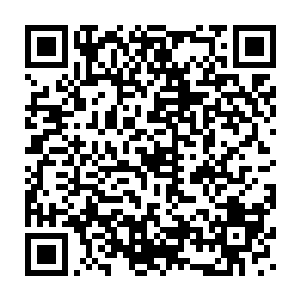 夏嫣然愤恨的看了一眼眼前的这栋摩天大楼然后叫了一辆计程车离开了二维码生成