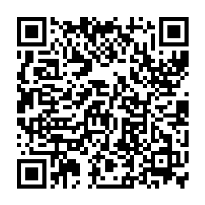 大家利用午休的时间在卡片上写上对徐老师的祝福……下午英语课的时候二维码生成