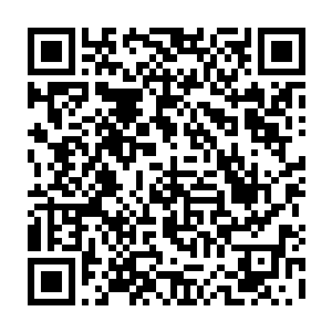 大部分观众都不喜欢看到现实关系密切的演员在同一部影片里有过多的交集二维码生成