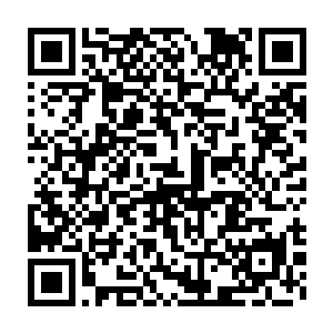 大量的烟从天窗里冒了出去――不然的话这个帐篷里就真的没法待人了二维码生成