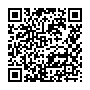 她原本是打算不管是谁先挂了待会儿再回拨过去的二维码生成