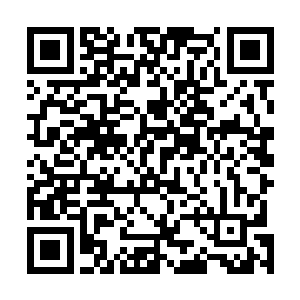 她已然只能这种用无声的方式来表达自己的不满和愤怒了二维码生成