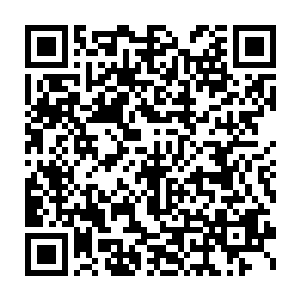 她直到现在都不确定清姨为什么会单独带着南南离开这个男子来到二维码生成