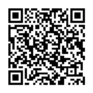 如今的北京已经不是过去传统意义上的城墙保卫的北京城二维码生成