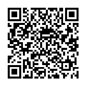 如果不是听到凌雅喊他的名字早就毫不客气的给撵出去了二维码生成